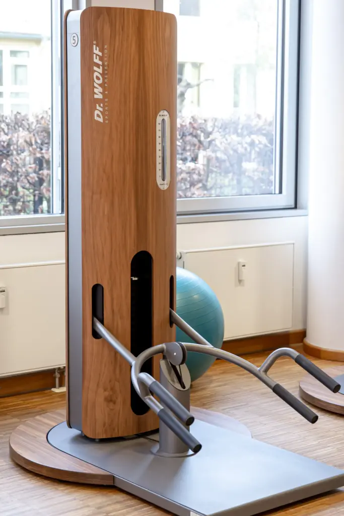 Krankengymnastik am gerät